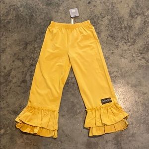 NWT GOLDEN DAYS BIG RUFFLE